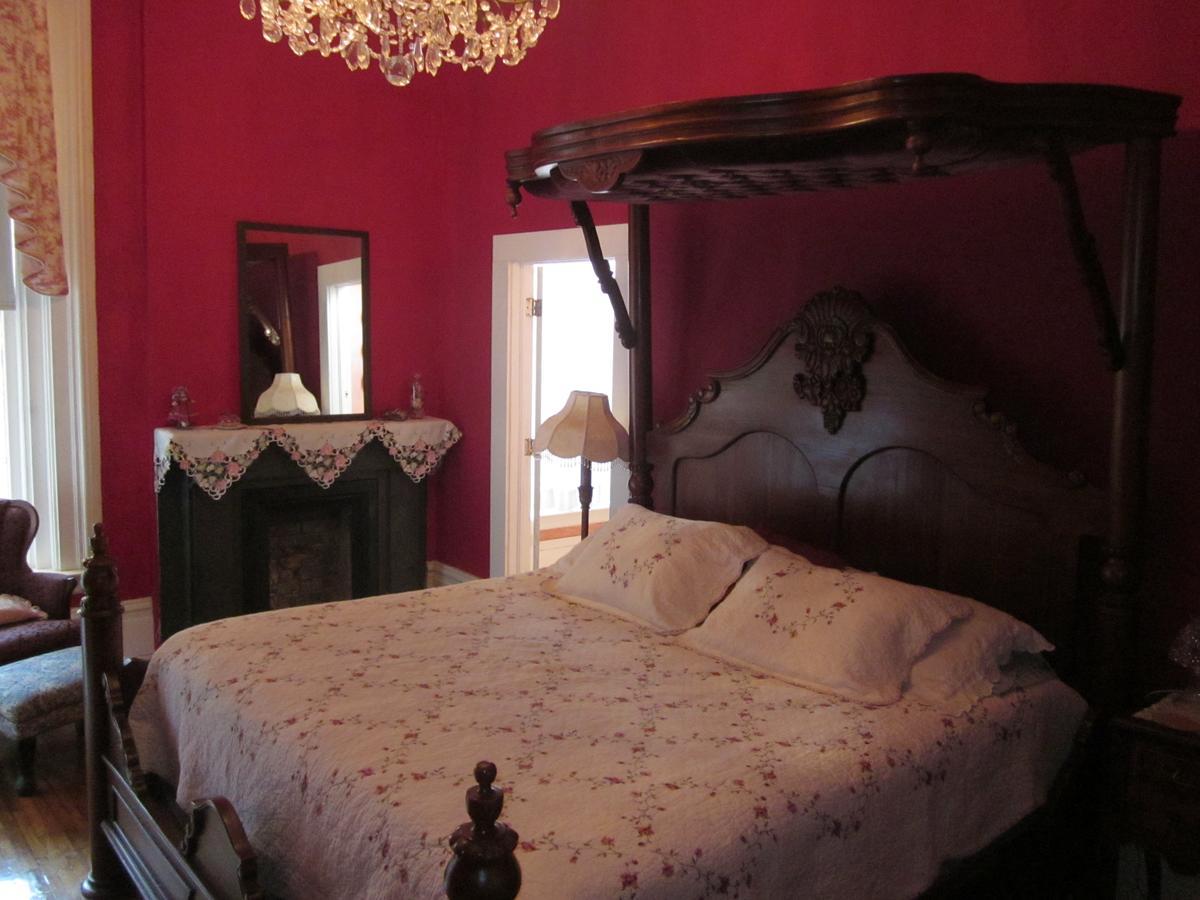 Baer House Inn ヴィックスバーグ エクステリア 写真
