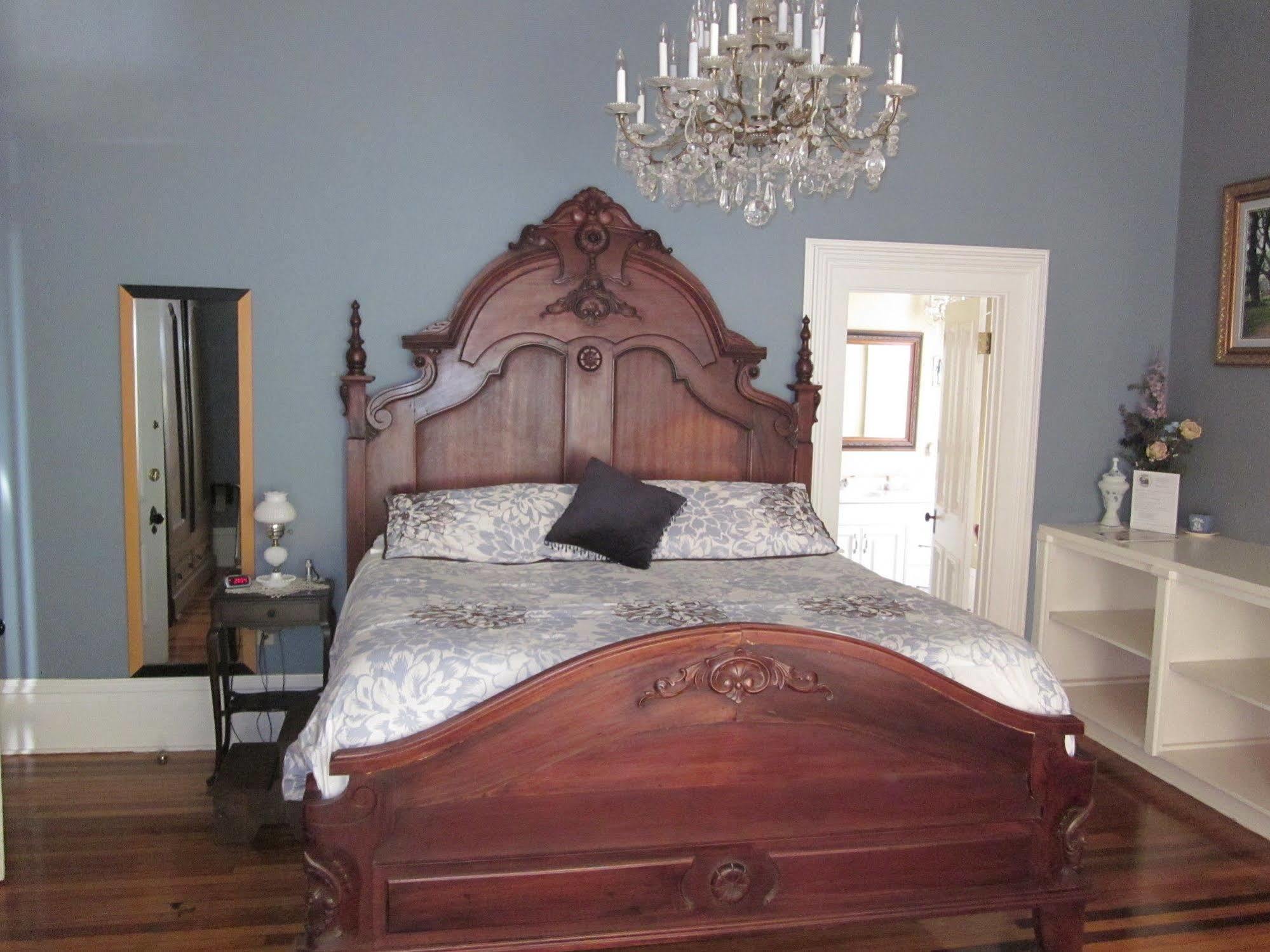 Baer House Inn ヴィックスバーグ エクステリア 写真