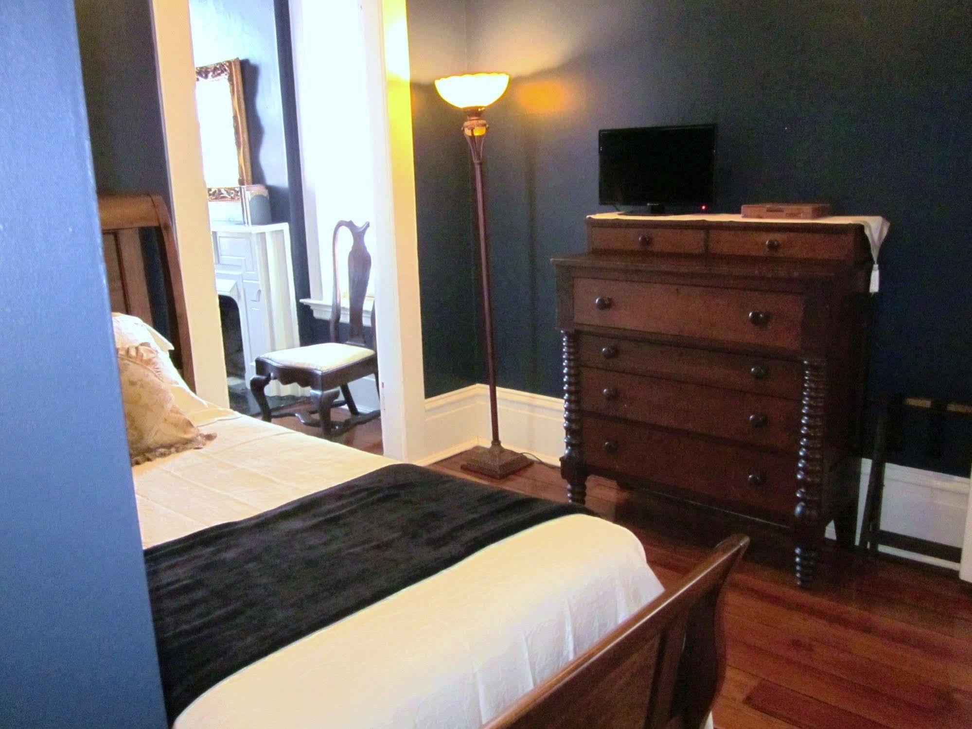 Baer House Inn ヴィックスバーグ エクステリア 写真